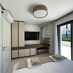 Sunhill Deluxe Lea