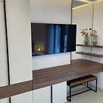 דירה Sunhill Deluxe Lea פרימוסטן