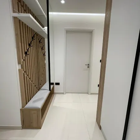 Sunhill Deluxe Lea Primosten