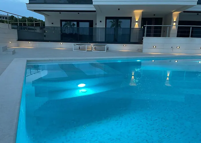 Sunhill Deluxe Lea *