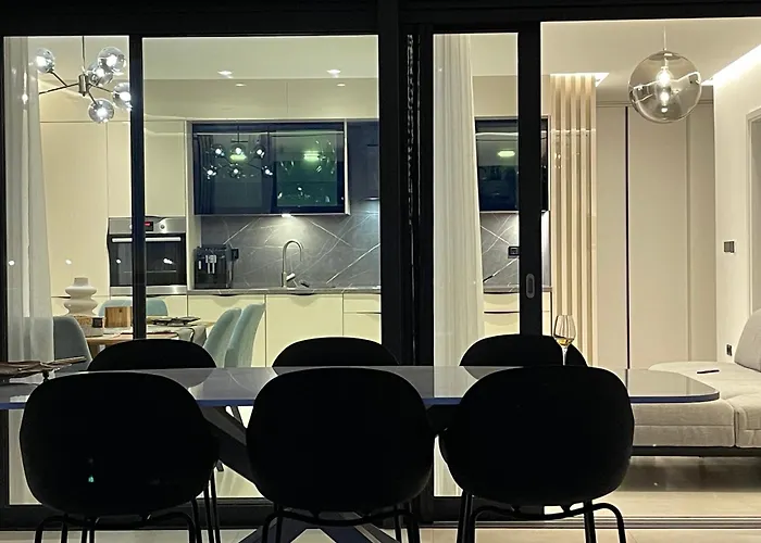 Sunhill Deluxe Lea Apartment